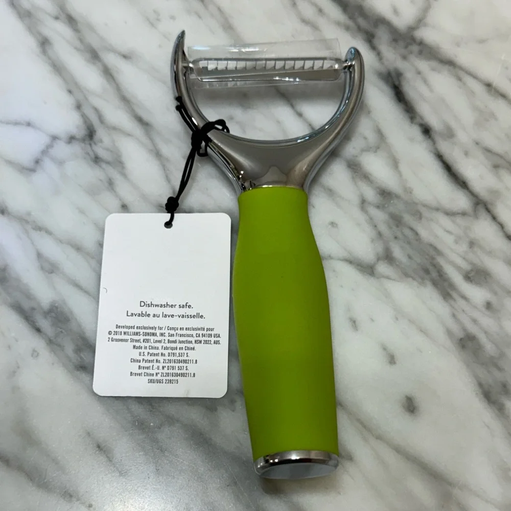 Williams Sonoma Straight Julienne Peeler, Green